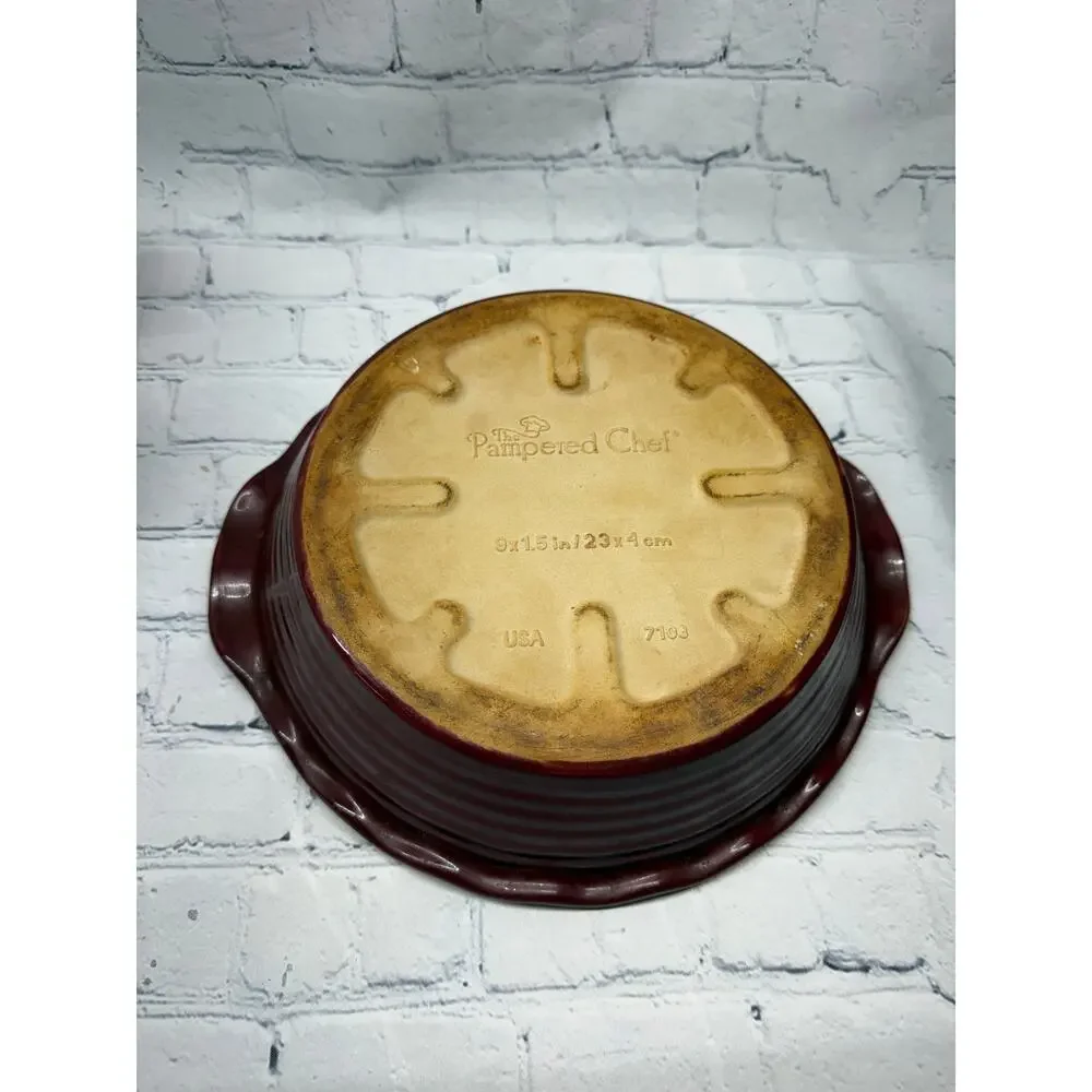 The Pampered Chef Family Heritage Deep Dish Pie Plate Cranberry Scalloped Edge